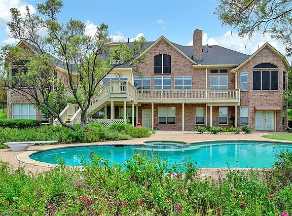 5th image of 306 Wood Duck Ln
