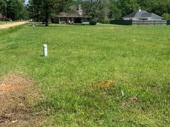 104 Tina Dr, Hammond, LA 70403