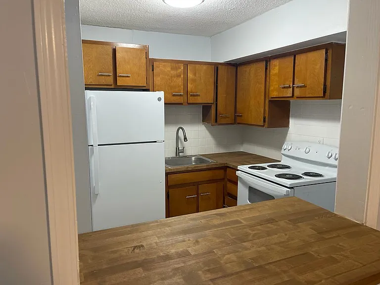 ReBuild DeVille Apartments — Photo 6