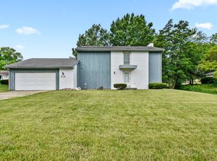 2201 S Duncan Rd, Champaign, IL 61822