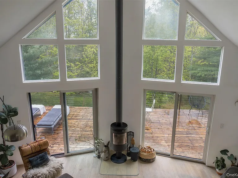 22 McGuffey Rd — Photo 13