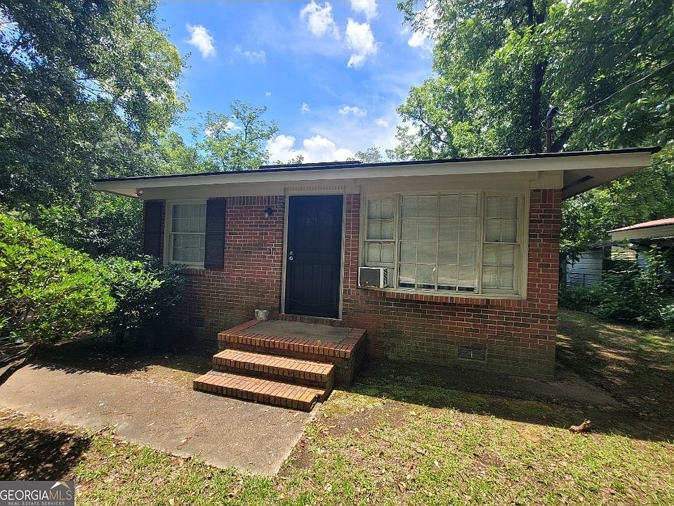 1st image of 1106 E Society Ave