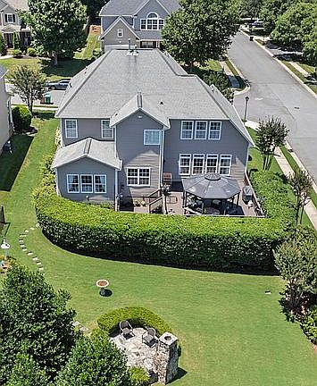 2nd image of 8101 Calistoga Ln