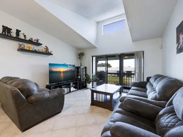 1011 Green Pine F3 Boulevard #F3, West Palm Beach, FL 33409