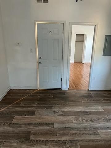 2nd image of 4345 Paul St Floor 3