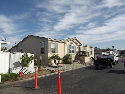 3rd image of 1600 E Vista Way Space 33