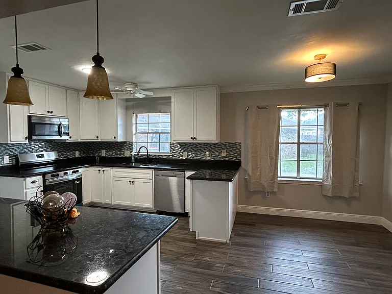 1213 Stokley Pl — Photo 4