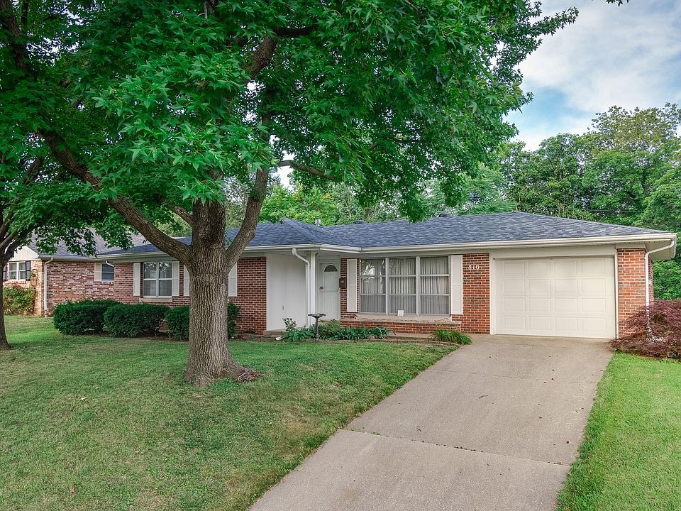 1st image of 810 Crestmere Ct