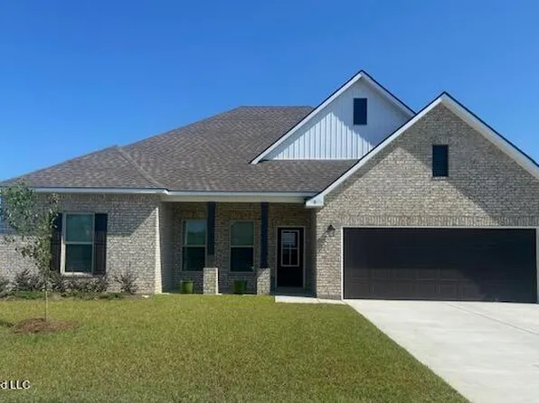 9 Eliza Ln, Long Beach, MS 39560