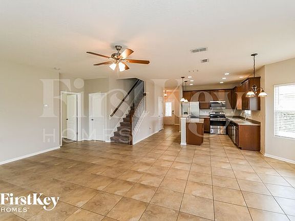 3rd image of 13423 Devan Lee Dr E