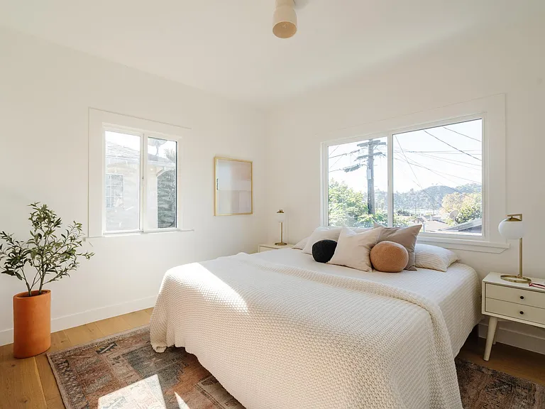 1134 Isabel St — Photo 20