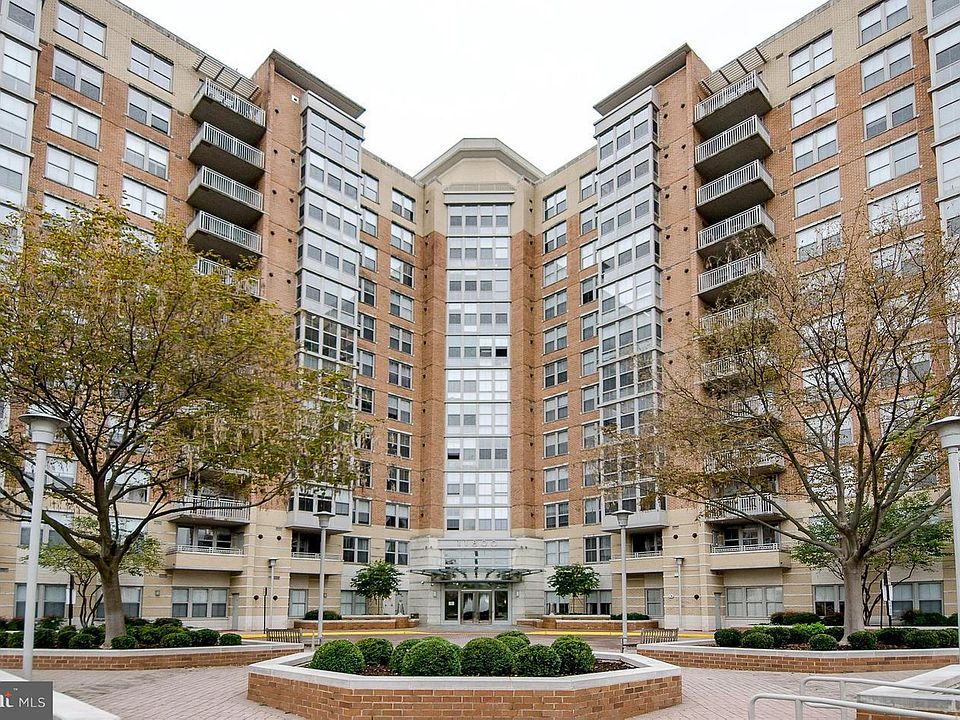 11800 Sunset Hills Road