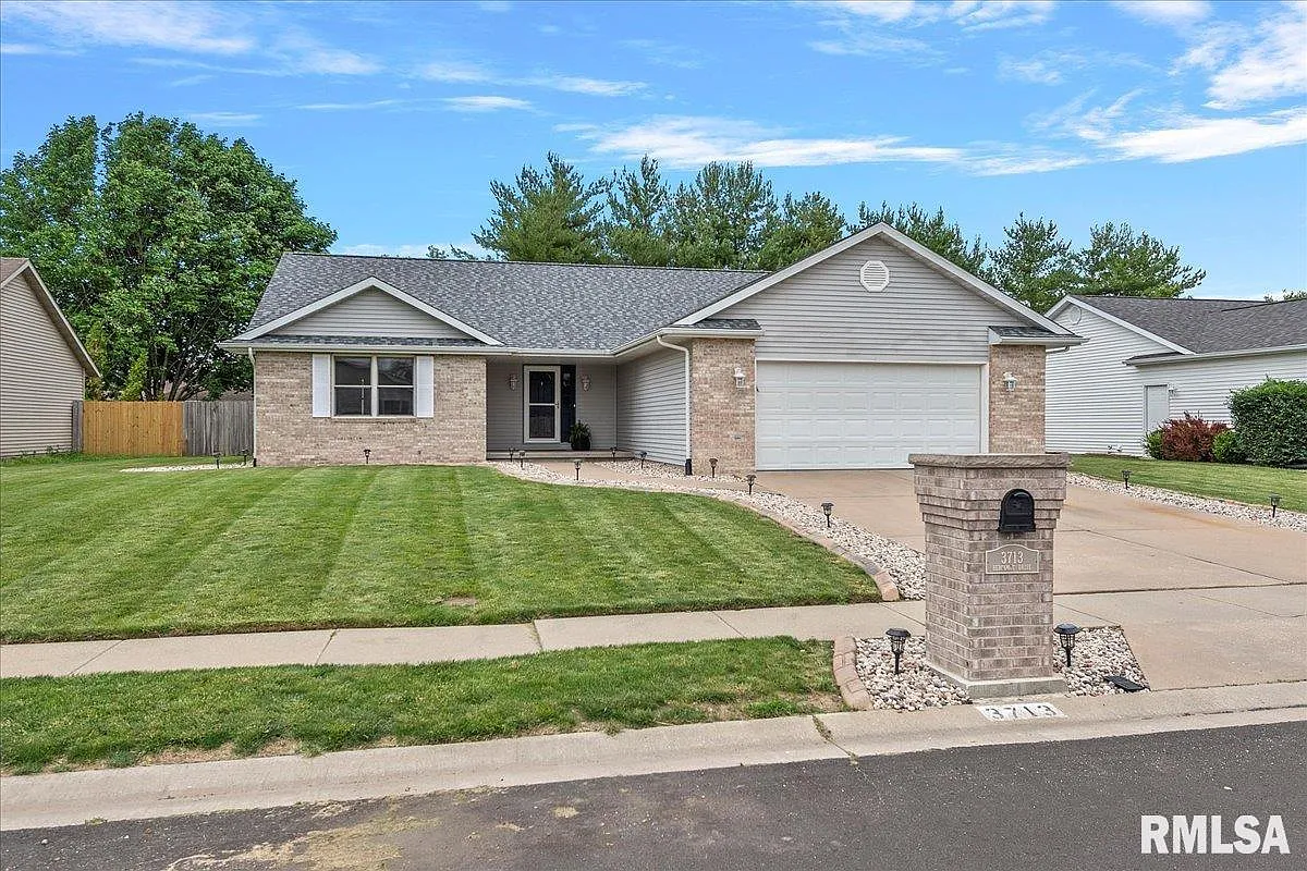 3713 Bergamot Dr photo 1
