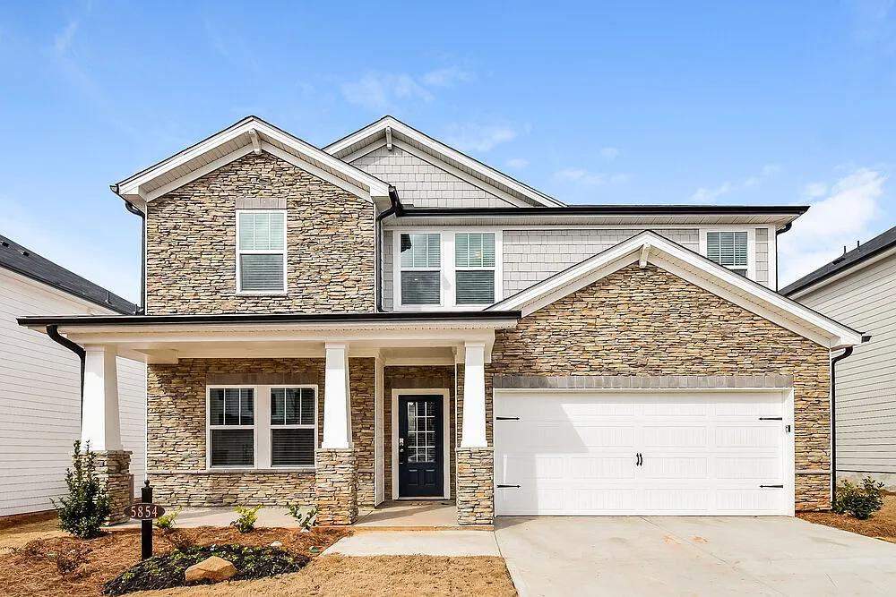 5 bed, 3.0 bath, 2674 sqft, $2,745 — Photo 1