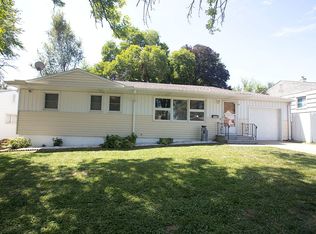 3206 Calhoun St, Bellevue, NE 68005