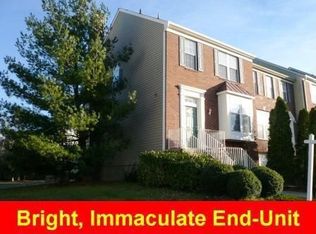 46744 Graham Cove Sq, Sterling, VA 20165