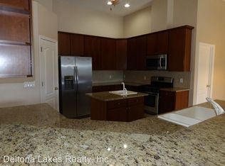 165 Crystal Oak Dr, Deland, FL 32720
