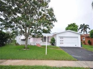 9100 NW 20th St, Pembroke Pines, FL 33024