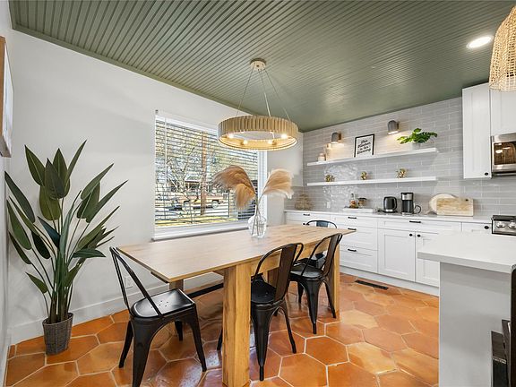4th image of 2109 Brackenridge St APT A
