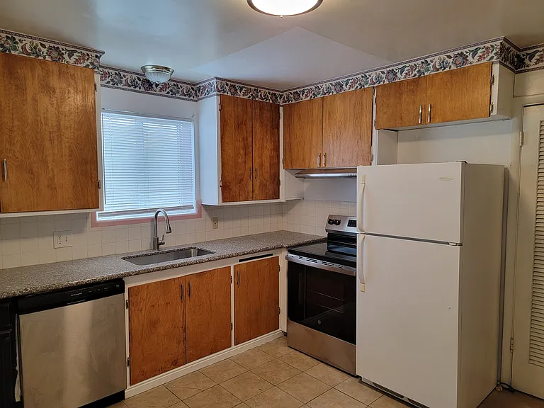 2530 S 700 E #C — Photo 1