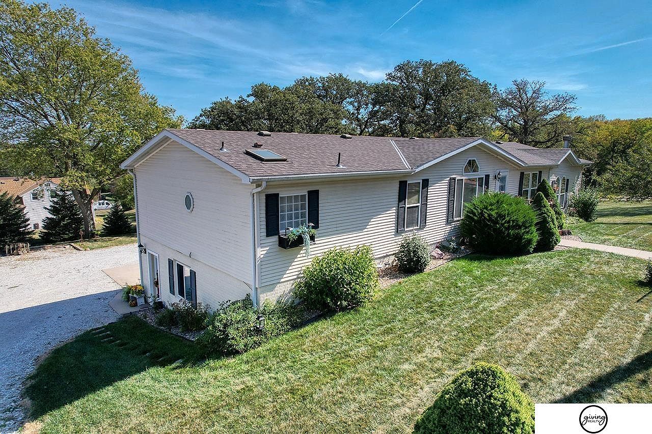 603 S Commercial St, Weeping Water, NE 68463 Zillow