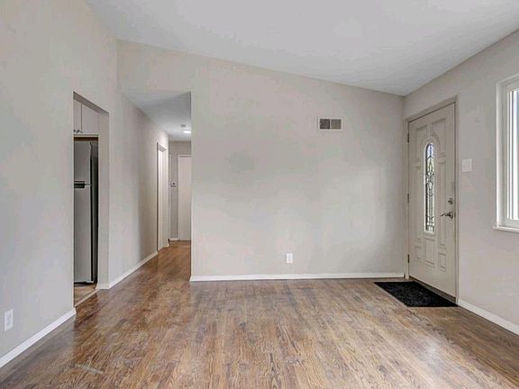 5th image of 2170 Oriole Dr