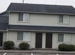 1688 Sandpiper Ln #18-19, McKinleyville, CA 95519