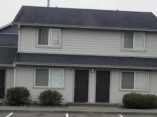1688 Sandpiper Ln #18-19, McKinleyville, CA 95519