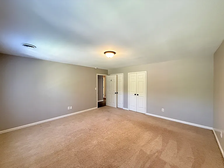 185 Heatherton Way — Photo 24