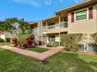 13 Eastgate Dr APT D, Boynton Beach, FL 33436