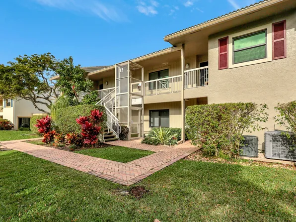 13 Eastgate Drive #D, Boynton Beach, FL 33436