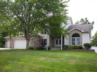 36399 Valley Dr, Paw Paw, MI 49079