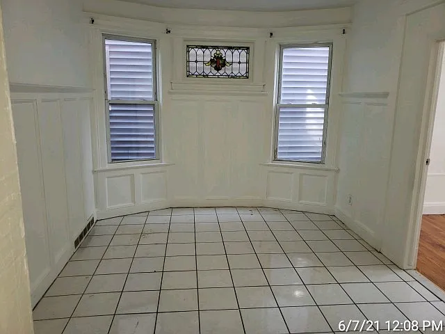 242 Grant Ave Jersey City - 1 — Photo 4