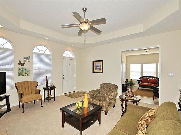 3rd image of 11186 Avila Way