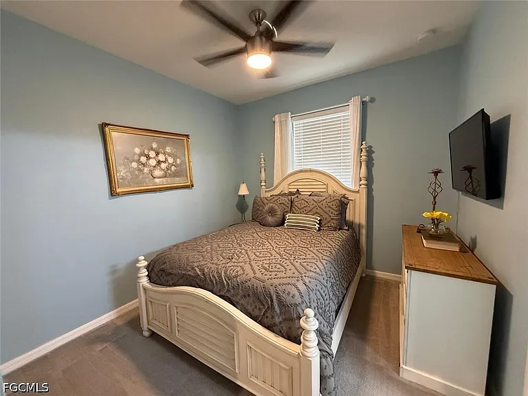 12963 Pemberton Way — Photo 32