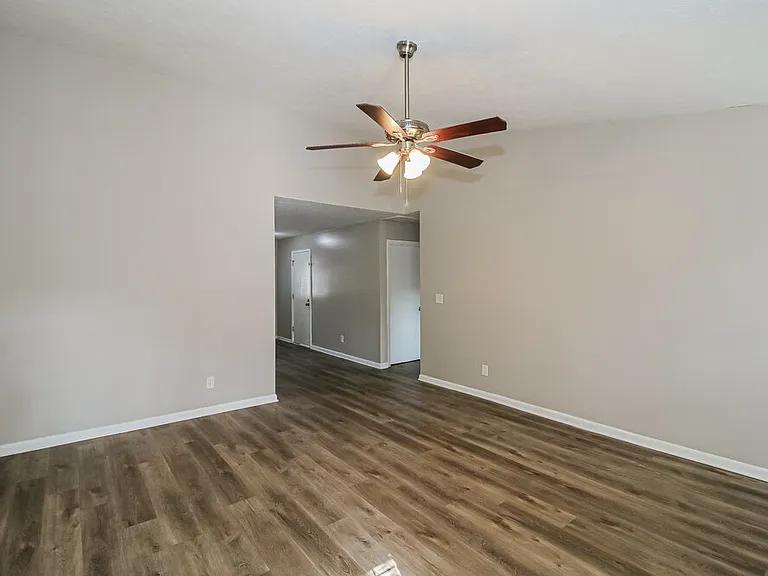 1394 Luther Way — Photo 6
