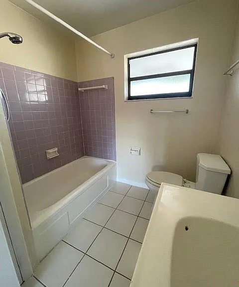 1711 S Cypress Rd — Photo 5