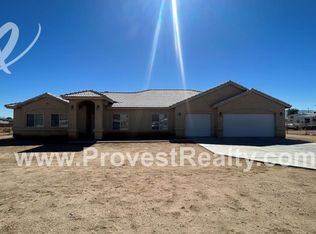 12211 Kiowa Rd, Apple Valley, CA 92308