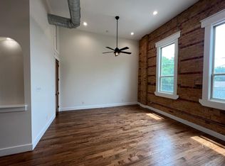 1411 Wesleyan St #202, Fort Worth, TX 76105