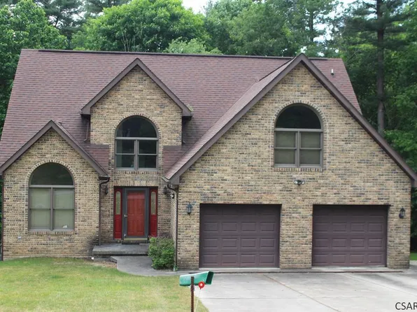 140 Drury Ln, Johnstown, PA 15905