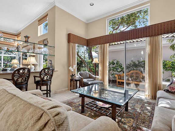 5th image of 402 Eagleton Cove Way