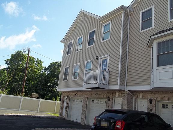 4th image of 56A So Maple Ave