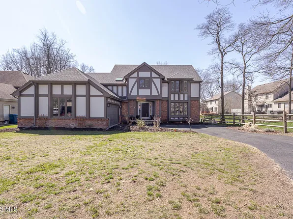 6957 Cloister Rd, Toledo, OH 43617