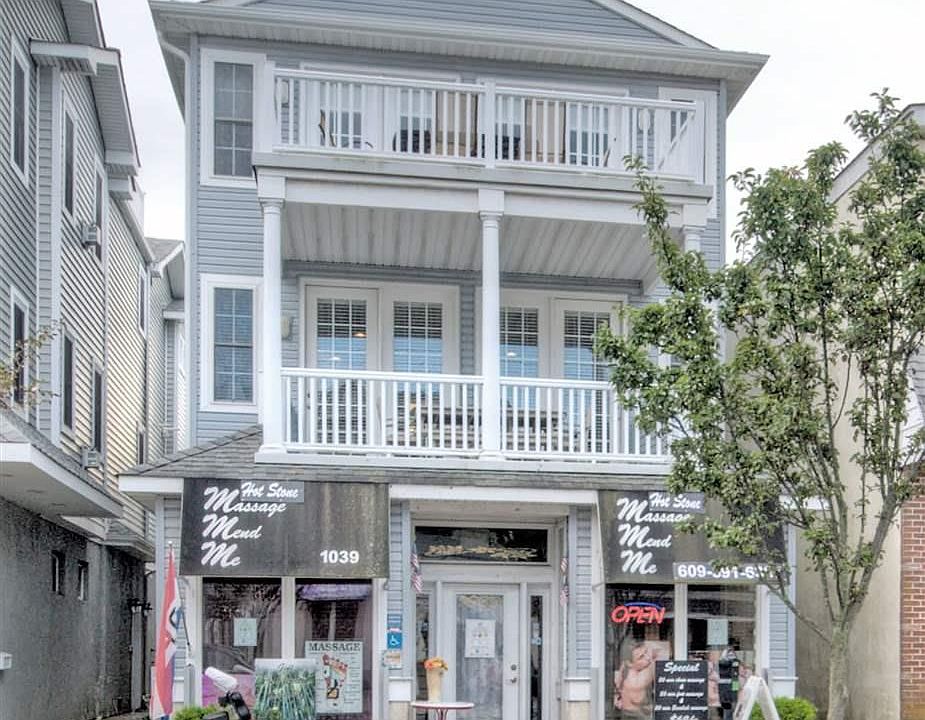 1st image of 1039B Asbury Ave #B