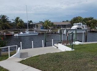 3410 SE 18th Pl, Cape Coral, FL 33904