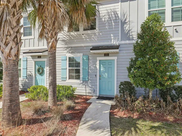 70 Whispering Brook Dr, Saint Augustine, FL 32084