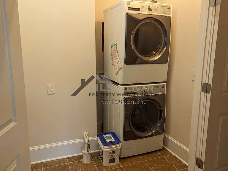 375 Avett Dr — Photo 19