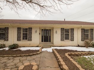 3142 Montavesta Rd, Lexington, KY 40502