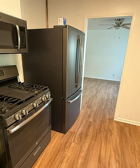 908 N Navajo Dr — Photo 3