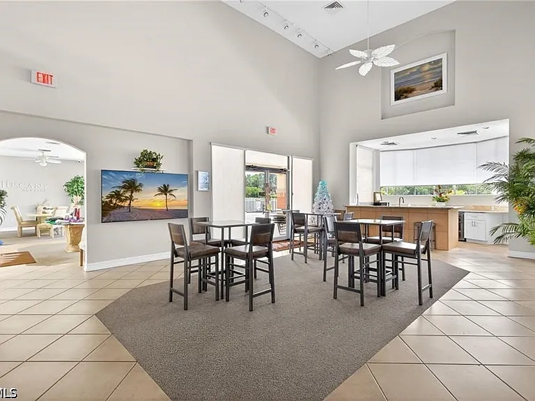 6361 Aragon Way #208 — Photo 47